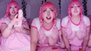 Bokep Cosplayer Full Pink Desah Omek Pake Dildo