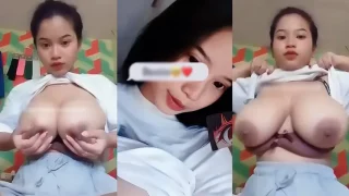 Bokep Indo ABG Bugil Spill Toket Semangkanya Viral