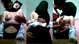 Bokep Indo Jilbab Pelajar Jurusan Perawat Ngentod Ditoilet