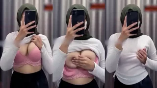 Bokep Indo Liza Hijab Pap Toket Depan Cermin