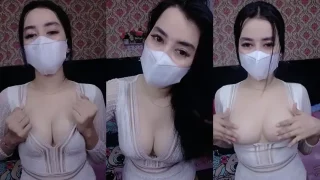 Bokep Indo Tante Rosalinda Joget Remas Susu Menggoda