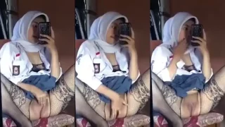 Bokep Indo Jilbab Pelajar SMA Colmek Depan Cermin