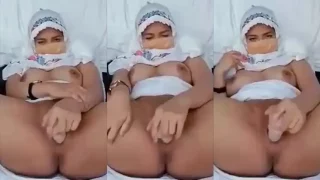 Bokep Indo Maelaela Masih Pake Mukenah Colmek