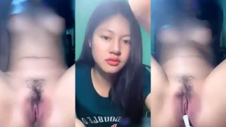 Bokep Indo Cewe Colmek Pake Sikat Gigi MangoLive