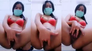 Bokep Indo Mbak Tyas Colmek Ditoilet Umum Live