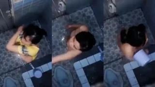 Bokep Indo Ngintip Tante Binor Lagi Mandi