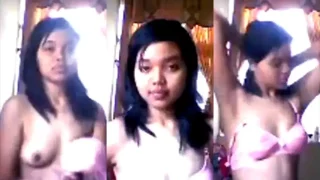 Bokep Indo Gadis Toket Kenyal Pamer Tubuh Bugil