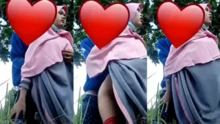 Bokep Indo Jilbab Kena Doggy Pacar Dihutan