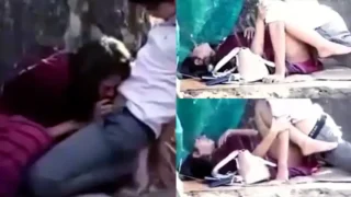 Bokep Indo Ngintip ABG Montok Ngentod Dibawah Pohon