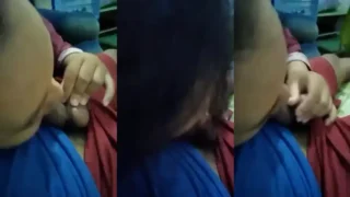 Bokep Indo Tante Sepong Kontol Diatas Sepray Hijau