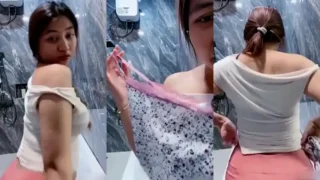 Bokep Indo Tiktok Puput Numita Pamer Baju Dinas