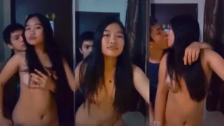 Bokep Indo Ngewe Ayam Kampus Sambil Direkam Teman